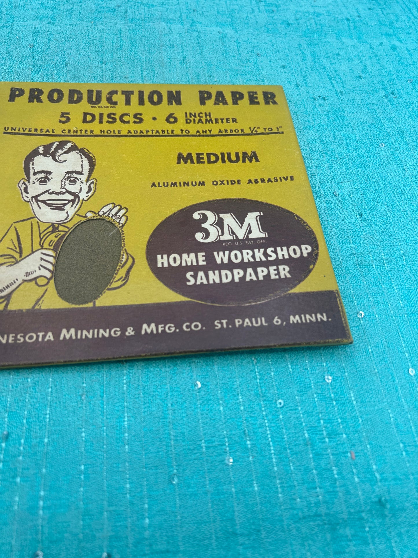 Minnesota mining & mfg co production paper discs medium 3m 6 inch diameter